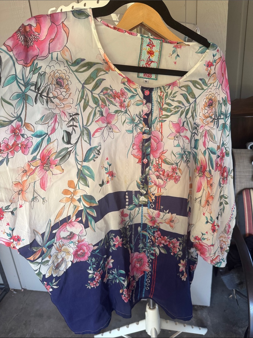 Johnny Was Ivory & Navy Floral Button-Front Tunic
